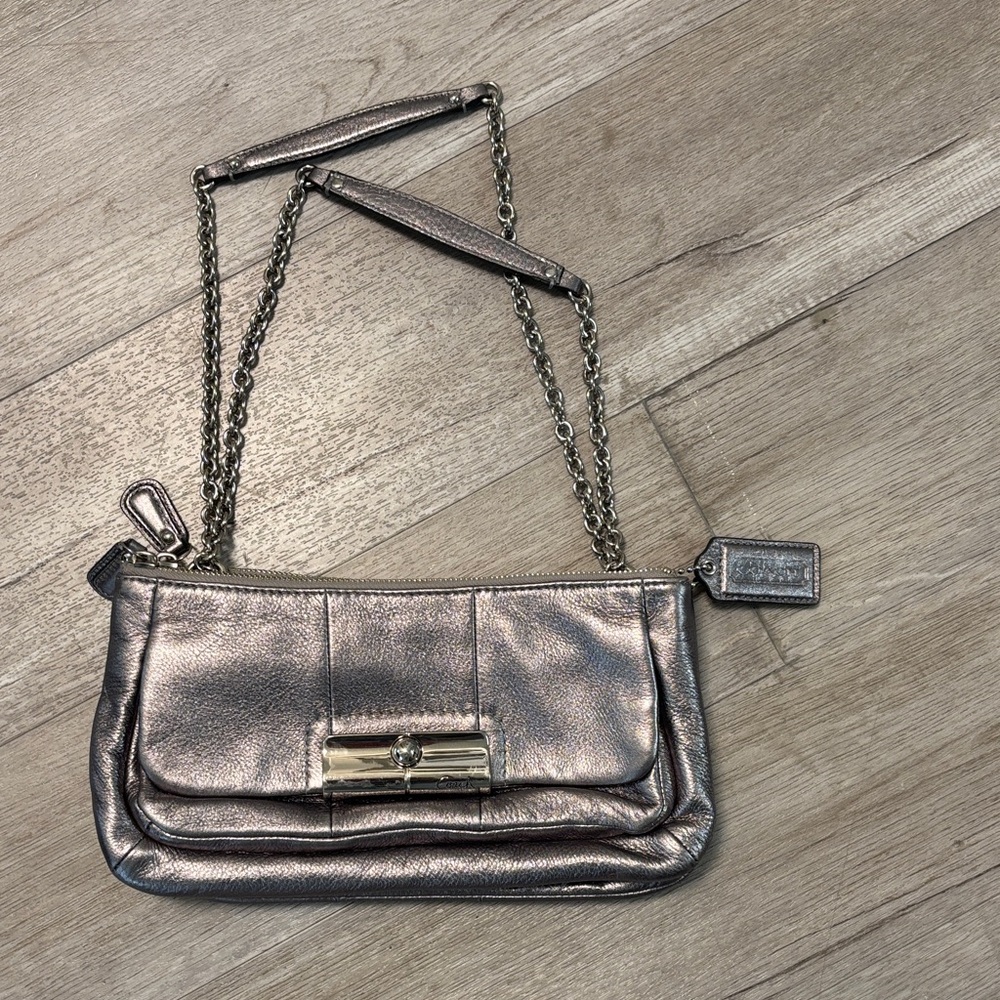Coach Metallic Silver Side body Bag - Picture 2 of 9